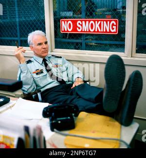 STEVE MARTIN DANS SGT. BILKO (1996), réalisé par JONATHAN LYNN. Crédit : PHOTOS / Album UNIVERSEL Banque D'Images