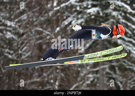 Planica, Slovénie. 26th févr. 2023. Ski nordique: Championnat du monde: Combiné, équipe, colline normale, saut, Jenny Nowak de l'Allemagne en action. Credit: Daniel Karmann/dpa/Alay Live News Banque D'Images