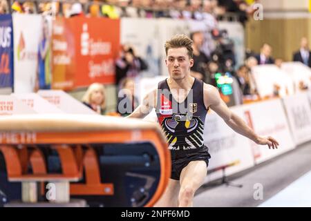 Cottbus, Allemagne. 26th févr. 2023. Gymnastique, coupe du monde, Tournoi International des Champions 46th, finale de la voûte masculine : Tom Schultze, de l'Allemagne, en action. Credit: Frank Hammerschmidt/dpa/Alay Live News Banque D'Images