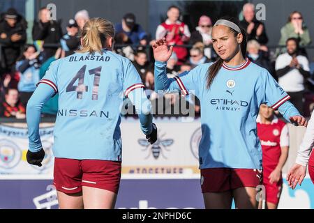 Bristol, Angleterre, 26 février 2023 : Julie Blakstad (41 Manchester City) marque la cinquième place de Man City lors du match de la coupe de football féminin entre Bristol City et Manchester City au Robins High Performance Center de Bristol, Angleterre (Natalie Mincher/SPP) Banque D'Images