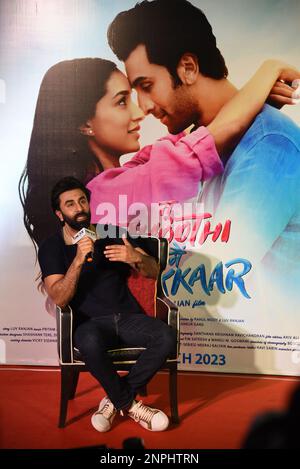 Kolkata, Inde. 26th févr. 2023. Ranbir Kapoor, acteur de Bollywood, parle aux médias lors d'un événement promotionnel de son prochain film Tu Jhoothi main Makkaar promotion du film à Kolkata, Inde sur 26 février 2023. (Photo de Debajyoti Chakraborty/NurPhoto) Credit: NurPhoto SRL/Alay Live News Banque D'Images