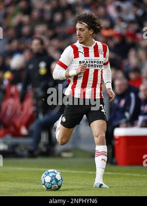 EINDHOVEN - Fabio Silva du PSV Eindhoven lors du match de première ligue néerlandais entre le PSV Eindhoven et le FC Twente au stade Phillips sur 26 février 2023 à Eindhoven, pays-Bas. ANP MAURICE VAN STONE Banque D'Images