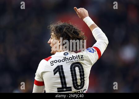 EINDHOVEN - Fabio Silva du PSV Eindhoven lors du match de première ligue néerlandais entre le PSV Eindhoven et le FC Twente au stade Phillips sur 26 février 2023 à Eindhoven, pays-Bas. ANP MAURICE VAN STONE Banque D'Images