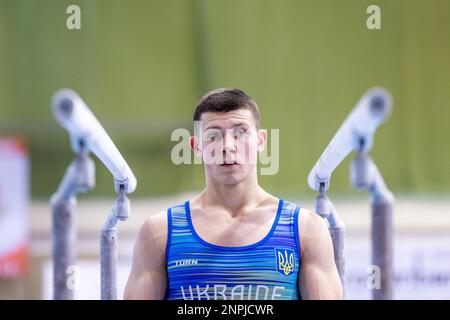 Cottbus, Allemagne. 26th févr. 2023. Gymnastique, coupe du monde, Tournoi International des Champions 46th, finale des bars hommes: Illia Kovtun d'Ukraine en action. Credit: Frank Hammerschmidt/dpa/Alay Live News Banque D'Images