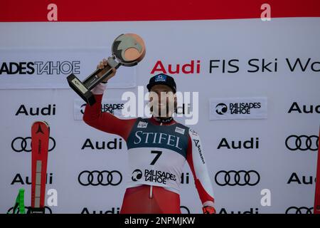 Olympic Valley, États-Unis. 25th févr. 2023. Gino Caviezel a remporté l'ensemble de la course de ski de la coupe du monde Stifel FIS à Palisades Tahoe. La course de ski alpin attire des équipes du monde entier ainsi qu'un grand nombre de spectateurs. Février 25 2023 (photo de Hale Irwin/Sipa USA) crédit: SIPA USA/Alay Live News Banque D'Images