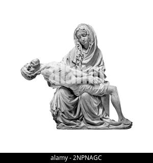 Pieta le corps de Jésus sur les genoux de sa mère Marie après la Crucifixion isolé sur fond blanc Banque D'Images