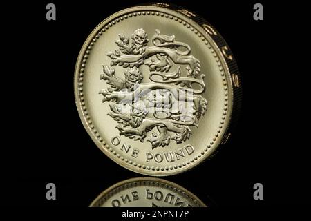 2002 épreuve £1 mettant en vedette les 3 Lions qui représentent l'Angleterre. Les trois lions remontent à Richard cœur de lion (1189-1199) Banque D'Images