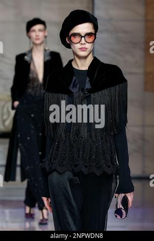 Milan, Italie. 26th févr. 2023. GIORGIO ARMANI piste automne-hiver 2023-2024 pendant la semaine de la mode de Milan le 2023 février - Milan; Italie 26/02/2023 crédit: dpa/Alay Live News Banque D'Images