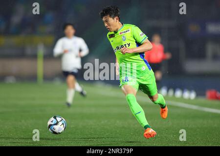 Stade de Lemongas Hiratsuka, Kanagawa, Japon. 24th févr. 2023. Shuto Machino (Bellmare), 24 FÉVRIER 2023 - football : 2023 J1 rencontre de ligue entre Shonan Bellmare - Yokohama FC au stade Lemongas Hiratsuka, Kanagawa, Japon. Credit: Yohei Osada/AFLO SPORT/Alay Live News Banque D'Images