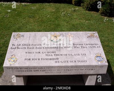 Statue de Mountbatten, Grosvenor Square, Southampton, Hampshire, Royaume-Uni Banque D'Images