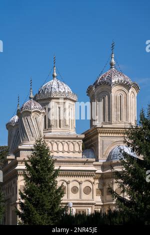 CURTEA DE ARGES, la Valachie/Roumanie - Septembre 16 : Vue extérieure de la cathédrale de Curtea de Arges La Valachie Roumanie le 16 septembre 2018 Banque D'Images