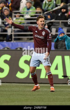 Seattle, WA, États-Unis. 26th févr. 2023. Sam Nicholson, milieu de terrain de Colorado Rapids (28), proteste lors du match de football MLS entre le Colorado Rapids et le Seattle Sounders FC au Lumen Field de Seattle, WA. Seattle défait le Colorado 4-0. Steve Faber/CSM/Alamy Live News Banque D'Images