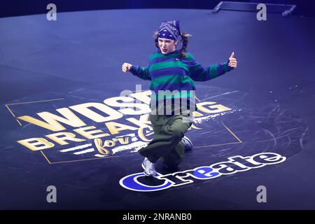 Fukuoka, Japon. 25th févr. 2023. Anna (UKR) Breaking : WDSF Breaking for Gold World Series Kitakyushu Woen's TOP8 au Centre d'exposition général de l'Ouest du Japon à Fukuoka, Japon . Crédit: Naoki Morita/AFLO SPORT/Alay Live News Banque D'Images