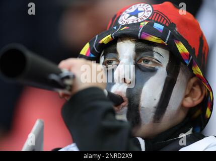 Londres, Royaume-Uni. 26th févr. 2023. Un fan de Newcastle United lors du match de la Carabao Cup au stade Wembley, à Londres. Le crédit photo devrait se lire: Paul Terry/Sportimage crédit: Sportimage/Alay Live News Banque D'Images