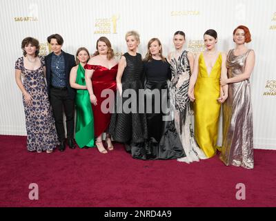 Los Angeles, États-Unis. 26th févr. 2023. Liv McNeil, août hiver, Kate Hallett, Michelle McLeod, Sheila McCarthy, Sarah Polley, Rooney Mara, Claire Foy et Jessie Buckley arrivent aux prix annuels de la Guilde des acteurs de l'écran 29th qui se sont tenus au Fairmont Century Plaza à Los Angeles, en Californie, le dimanche, ?26 février 2023. (Photo par Sthanlee B. Mirador/Sipa USA) crédit: SIPA USA/Alay Live News Banque D'Images