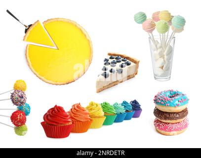 Dégustez différents desserts savoureux sur fond blanc Banque D'Images