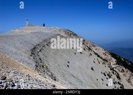 Paysage du Mont Ventoux (1 910 mètres) surnommé le géant de Provence ou le Mont Chauve. Région de PACA, France Banque D'Images