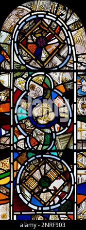 La fenêtre de gauche dans l'aspect occidental de la Nave, église St Mary, Wreay, Royaume-Uni Banque D'Images