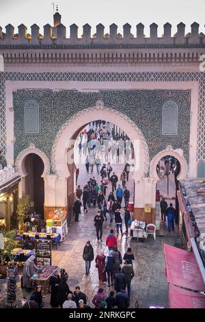 La porte Bab Bou Jeloud, Médina Fès,Maroc. Banque D'Images