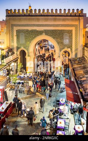 La porte Bab Bou Jeloud, Médina Fès,Maroc. Banque D'Images