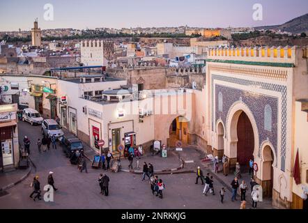 La porte Bab Bou Jeloud, Médina Fès,Maroc. Banque D'Images