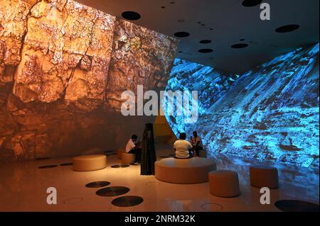 Intérieur du Musée national du Qatar par l'architecte Jean nouvel Banque D'Images