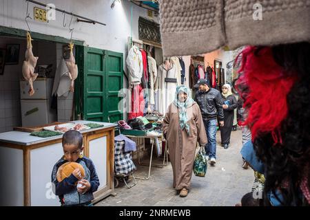 La rue du marché, Ayuon street, Medina, Tétouan, UNESCO World Heritage Site, Maroc Banque D'Images