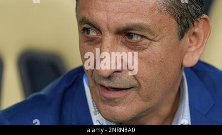 Doha, Qatar. 26th févr. 2023. Ramon Diaz, entraîneur en chef de la SFC Al-Hilal (KSA) d'Argentine, regarde avant leur match semi-final de la Ligue des champions de l'AFC 2022 contre Al-Duhail SC (QAT) au stade Al Thumama sur 26 février 2023 à Doha, au Qatar. Photo de Victor Fraile / Power Sport Images crédit: Power Sport Images Ltd/Alay Live News Banque D'Images