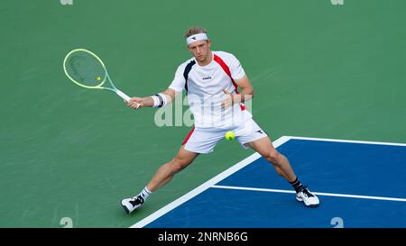 Malek Jaziri (TUN) contre Alejandro Davidovich Fokina (ESP) lors de leur ATP 500 Dubai Duty Free tennis Championships 2023 R32 Match sur 27 février 2023 à Dubaï, Émirats Arabes Unis. Photo de Victor Fraile / Power Sport Images Banque D'Images