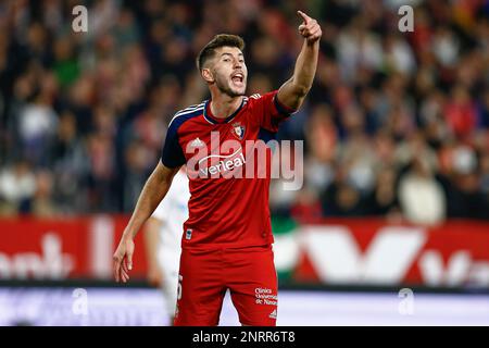 David Garcia de CA Osasuna pendant le match de la Liga entre le FC Séville et le CA Osasuna a joué au stade Sanchez Pizjuan sur 26 février à Séville, Espagne. (Photo par Antonio Pozo / PRESSIN) Banque D'Images