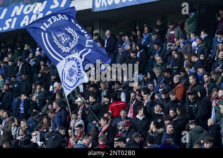 Empoli, Italie. 25th févr. 2023. Supporters du FC Empoli lors de la série Un match entre Empoli et Naples au Stadio Carlo Castellani, Empoli, Italie, le 25 février 2023. Credit: Giuseppe Maffia/Alay Live News Banque D'Images