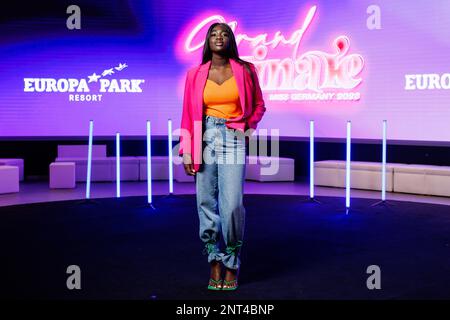 Rouille, Allemagne. 27th févr. 2023. Audrey Boateng pose lors d'une séance photo des derniers participants au concours « miss Allemagne ». L'ancien pageant de beauté a eu une nouvelle direction depuis 2020, avec l'accent sur les personnalités des concurrents. Credit: Philipp von Ditfurth/dpa/Alay Live News Banque D'Images