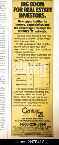 Century 21 annonce d'investissement immobilier dans un magazine NatGeo, novembre 1983 Banque D'Images
