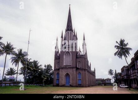 Vimalagiri coeur immaculé de la cathédrale catholique romaine latine de Marie à Kottayam, Kerala, Inde, Asie Banque D'Images