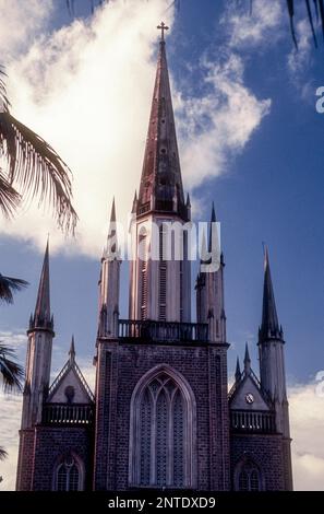 Vimalagiri coeur immaculé de la cathédrale catholique romaine latine de Marie à Kottayam, Kerala, Inde, Asie Banque D'Images