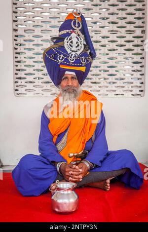 Pilgrim, Golden Temple, Amritsar, Punjab, India Banque D'Images