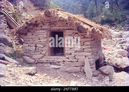 Petite maison en pierre au Népal, Asie. Banque D'Images