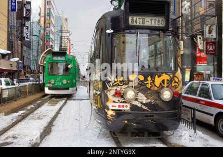 Les Trams dans Minami Ichijo Avenue,Sapporo, Hokkaido, Japan Banque D'Images