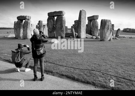 Antique,Archéologie,Archéologique,Archéologue,Beaker,Culture,Amesbury,BC,3000,Stonehenge,Wiltshire,Grande-Bretagne,Britannique,Bluestones, Banque D'Images
