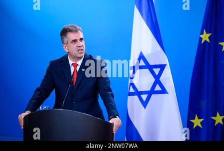 Berlin, Allemagne. 28th févr. 2023. Eli Cohen, ministre des Affaires étrangères d'Israël, prend la parole lors d'une conférence de presse après sa rencontre avec le ministre des Affaires étrangères Baerbock au Bureau fédéral des Affaires étrangères. Credit: Bernd von Jutrczenka/dpa/Alamy Live News Banque D'Images