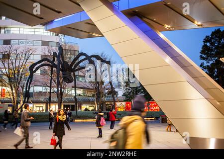 L'Araignée géante de Louise Bourgeois, à Roppongi Hills, Tokyo, Japon Banque D'Images