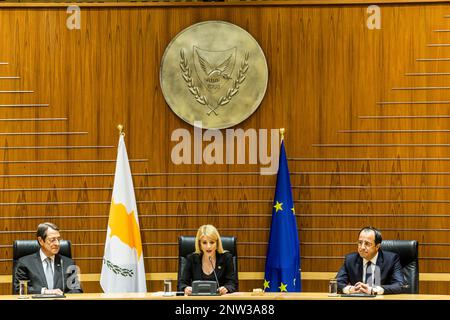 Nicosie, Chypre. 28th févr. 2023. La présidente de la Chambre, Annita Demetriou, prononce son discours d'ouverture, Nicosie (Chypre), le 28 février 2023. La cérémonie d'investiture du nouveau Président de la République de Chypre, M. Nicos Christodoulides, a lieu aujourd'hui à la Chambre des représentants. (Photo de Kostas Pikoulas/Sipa USA) crédit: SIPA USA/Alay Live News Banque D'Images