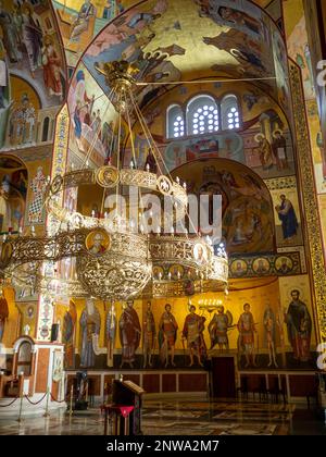 Intérieur de la Cathédrale de la Résurrection du Christ, Podgorica Banque D'Images