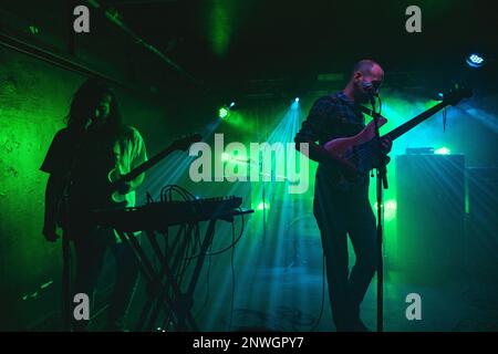 Milan, Italie, 28th février 2023. Les préoccupations des groupes de post-punk canadiens (ex 'Viet Cong') se font en direct à Circolo Magnolia à Milan. Crédits: Maria Laura Arturi/Alamy Live News Banque D'Images