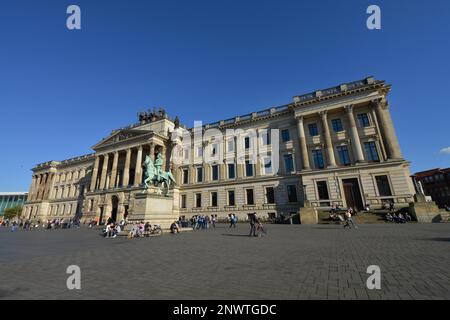 Residenzschloss, Schlossplatz, Brunswick, Basse-Saxe, Allemagne Banque D'Images