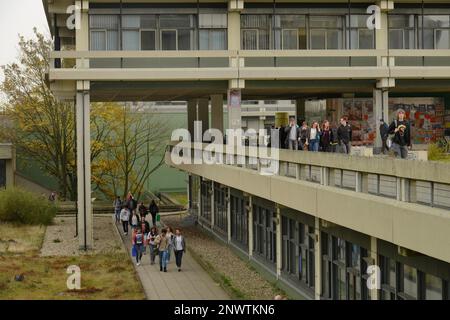 Bâtiment rangée N, Université de la Ruhr, Bochum, Rhénanie-du-Nord-Westphalie, Allemagne Banque D'Images
