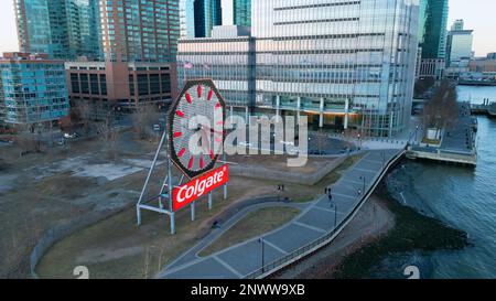 Célèbre horloge Colgate à Jersey City - NEW YORK, Etats-Unis - 15 FÉVRIER 2023 Banque D'Images