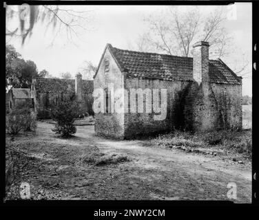 Boone Hall, bâtiments sur le terrain, Mount Pleasant vic., Charleston County, Caroline du Sud. Carnegie Survey of the Architecture of the South ., publié dans: Stoney, Samuel Gaillard, plantations du Low Country de Caroline. Charleston, SC : Carolina Art Association, 1938.. États-Unis Caroline du Sud Charleston County Mount Pleasant vic, dépendances. Banque D'Images