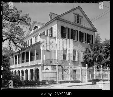 Thomas Bennett House, 1 Lucas St., Charleston, Charleston County, Caroline du Sud. Carnegie Etude de l'architecture du Sud. États-Unis Caroline du Sud Charleston County Charleston, Gables, balcons, Columns, Fences, Mains courantes, maisons, porches. Banque D'Images