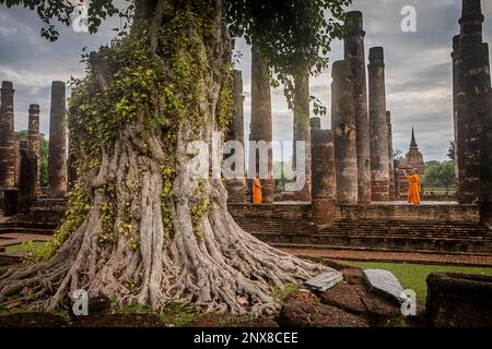 Wat Mahathat, Parc historique de Sukhothaï, Sukhothai, Thaïlande Banque D'Images